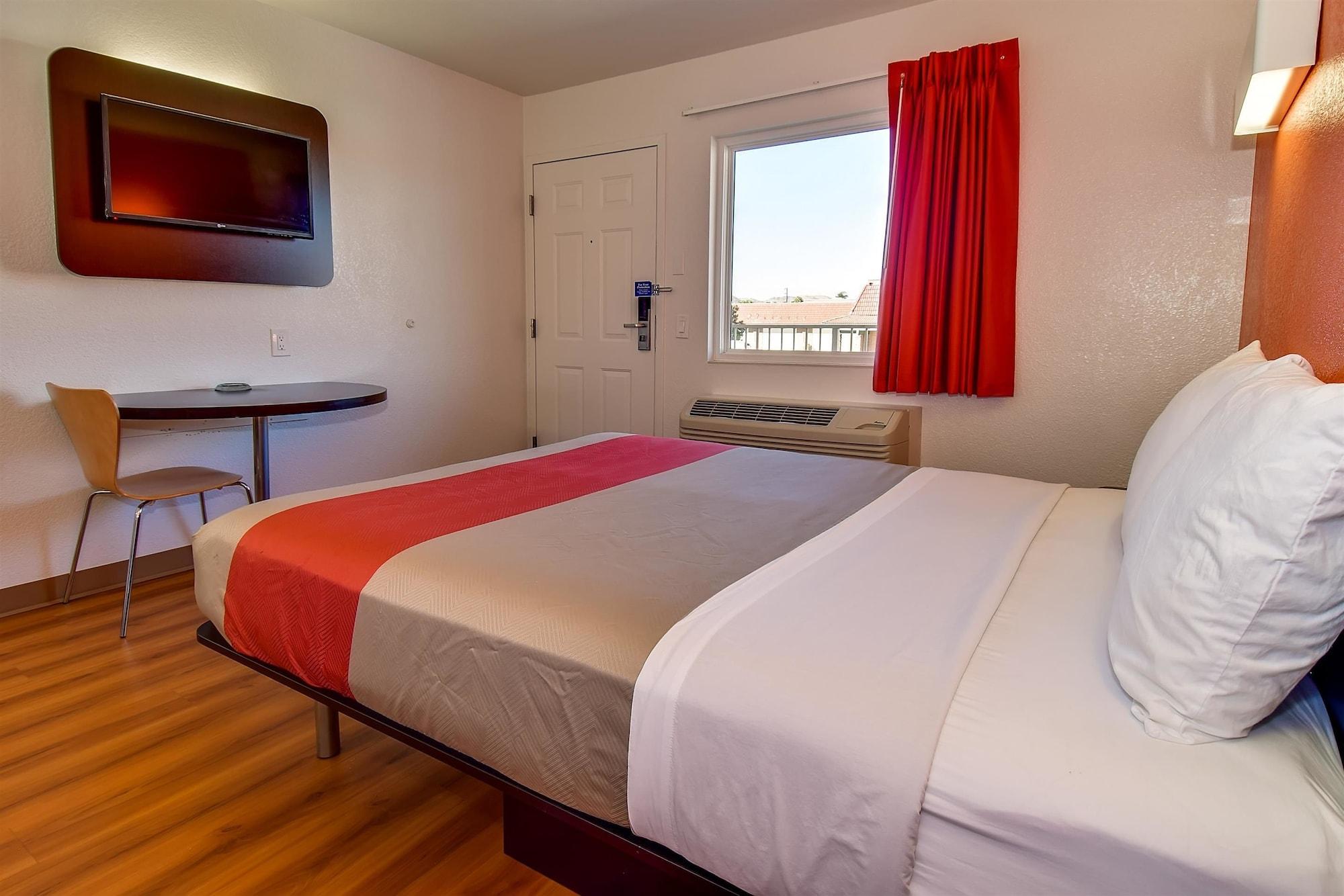 Motel 6-Riverside, Ca - South Eksteriør billede