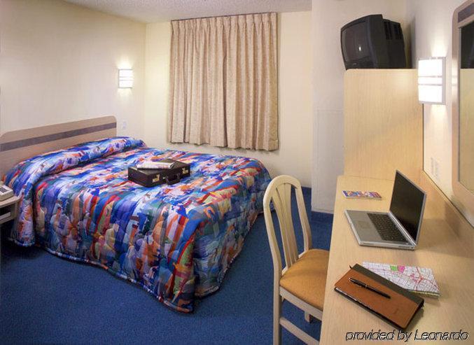 Motel 6-Riverside, Ca - South Eksteriør billede