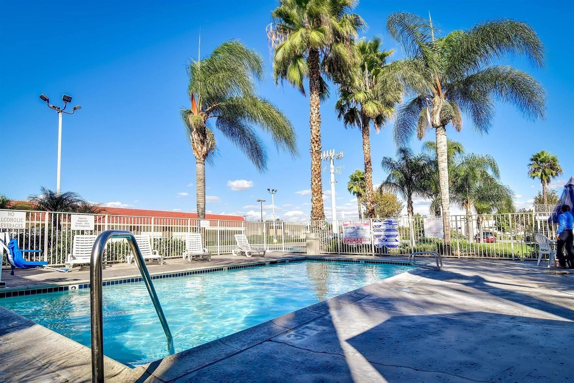 Motel 6-Riverside, Ca - South Eksteriør billede